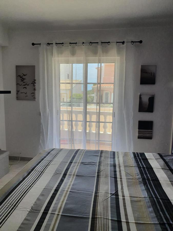 Brisa'S Haven Guesthouse !Pet Friendly! ลากอส ภายนอก รูปภาพ