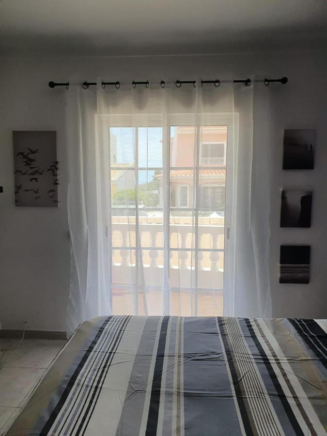 Brisa'S Haven Guesthouse !Pet Friendly! ลากอส ภายนอก รูปภาพ